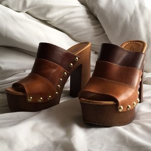 Sacha Essentials Platform sandals